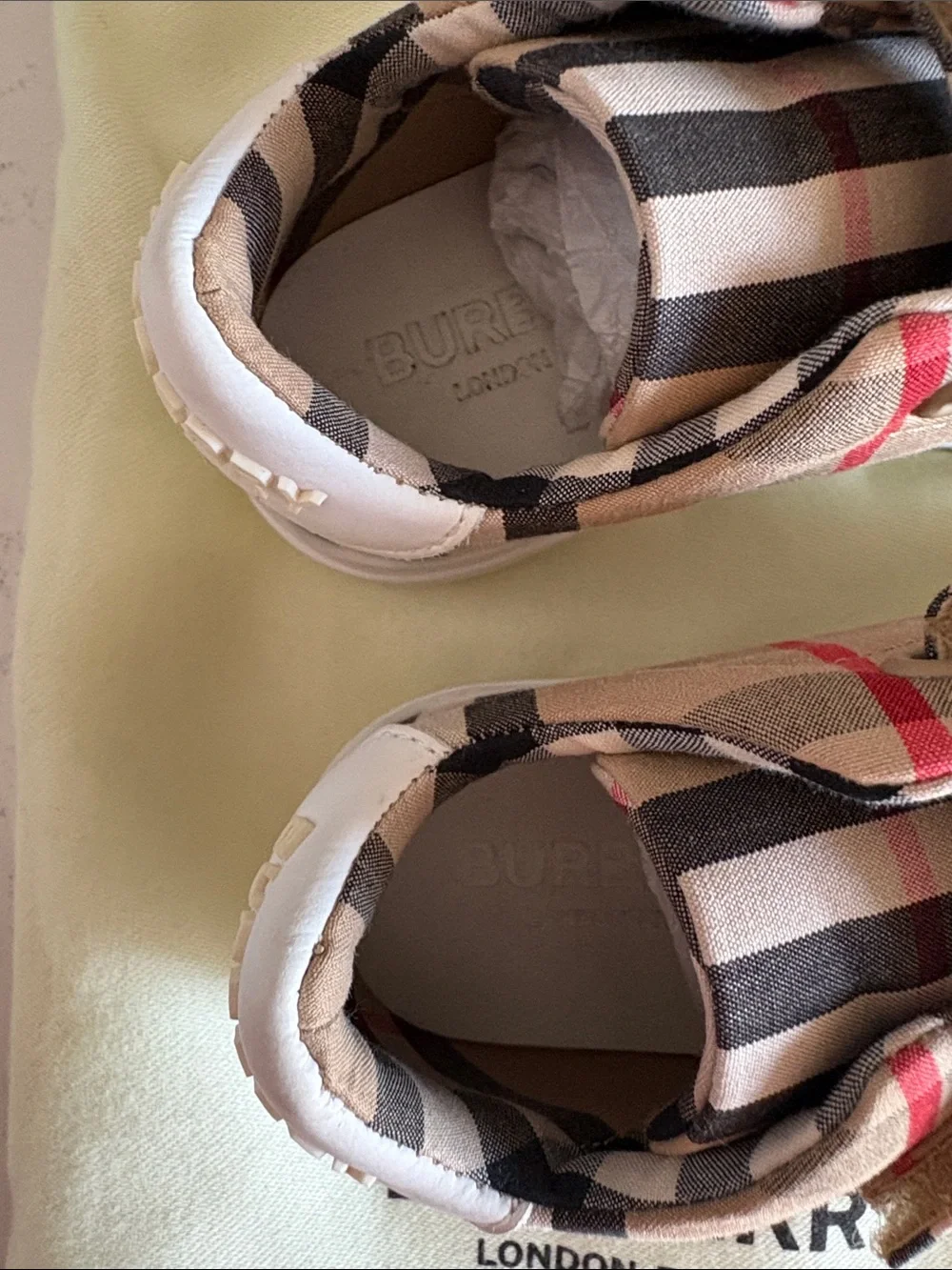 Burberry baby Kids Plaid Velcro Sneakers - Beige/Black/Red size 21 / 5 US